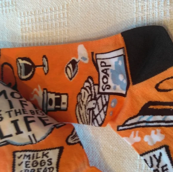 Primatives by Kathy LoL "Mom life is the best" socks - Picture 10 of 10